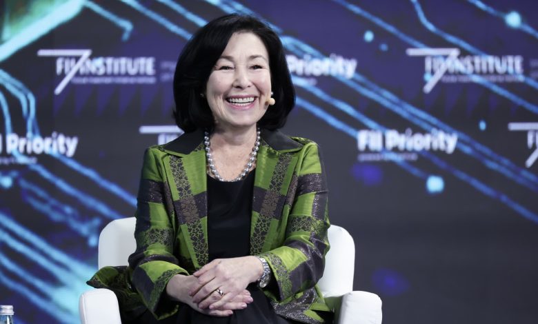Oracle's stock on pace for best week since 2001 on cloud momentum