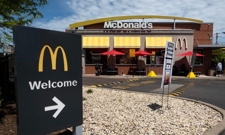 Top Wall Street analysts like these 3 dividend stocks for enhanced returns