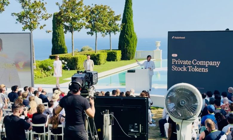 Robinhood gives out tokens of OpenAI and SpaceX. Stock hits record
