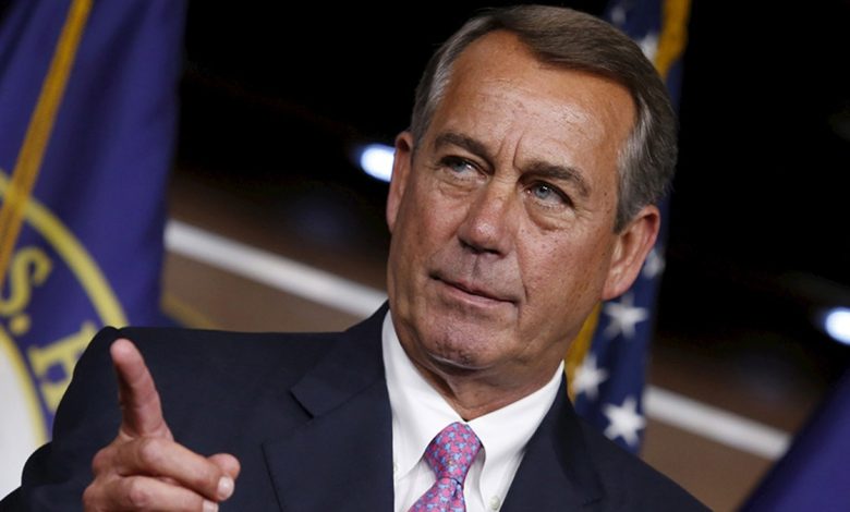U.S. House Speaker John Boehner (R-OH) gestures during his weekly news conference on Capitol Hill in Washington July 29, 2015. Boehner on Wednesday said he had broad support among his Republican colleagues, and indicated he has no plan for taking up a resolution to remove him from his position. REUTERS/Yuri Gripas - GF20000008204