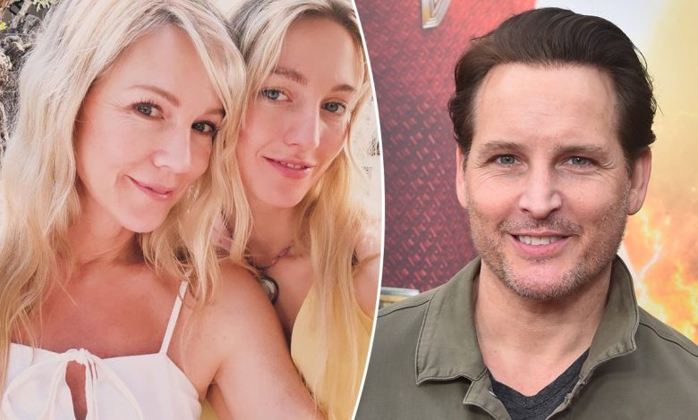 '90210' star Jennie Garth brings up ex-husband’s dating app profile
