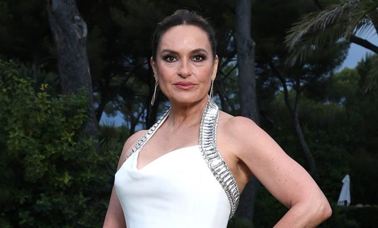 'Law & Order: SVU' star uncovers shocking detail about mother's fatal crash