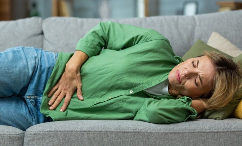 Woman abdominal pain