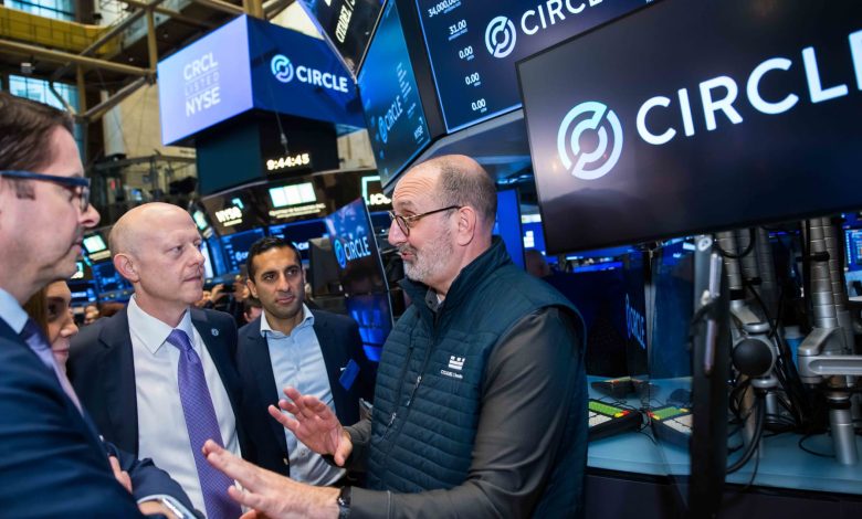 Circle leads drop in crypto stocks after House blocks procedural vote
