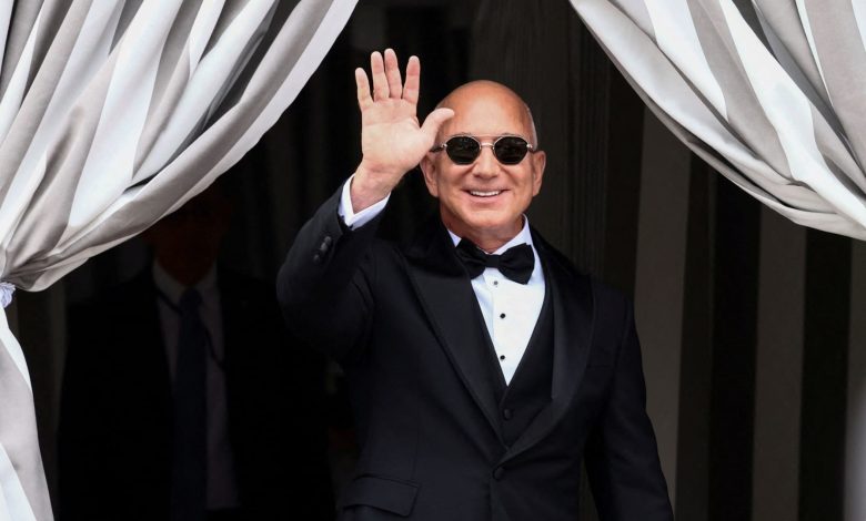 Jeff Bezos sells $737 million worth of Amazon shares