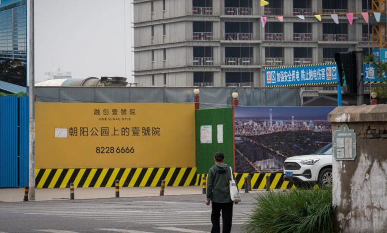 More tariff letters, but investors focus on AI