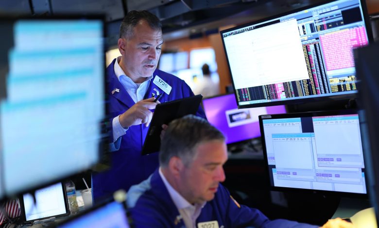 European markets set to start the week on a negative note as tariff threat weighs
