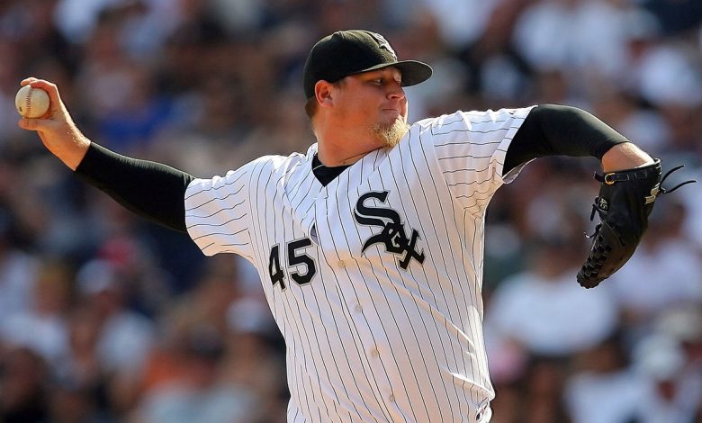 White Sox honor Bobby Jenks with patches after pitcher dies at 44