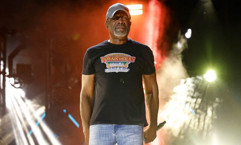 Darius Rucker issues refunds after abruptly cutting concert short