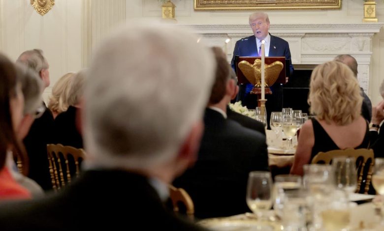 Trump speaks at White House dinner