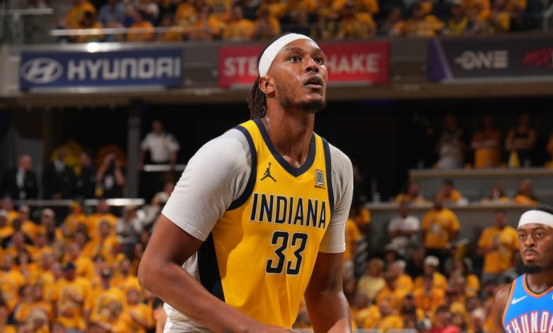 Myles Turner joins Bucks on $107M deal after Pacers issues