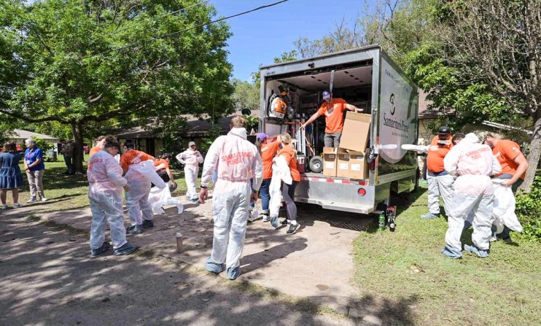 Samaritan's Purse volunteers